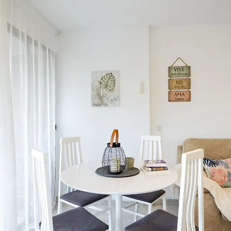 Relax Tropical Апартаменты