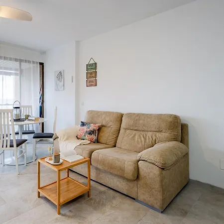 Апартаменты Relax Tropical Альмуньекар