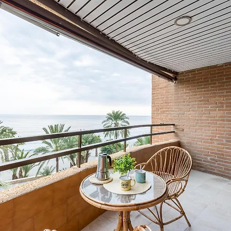 Relax Tropical Апартаменты Альмуньекар